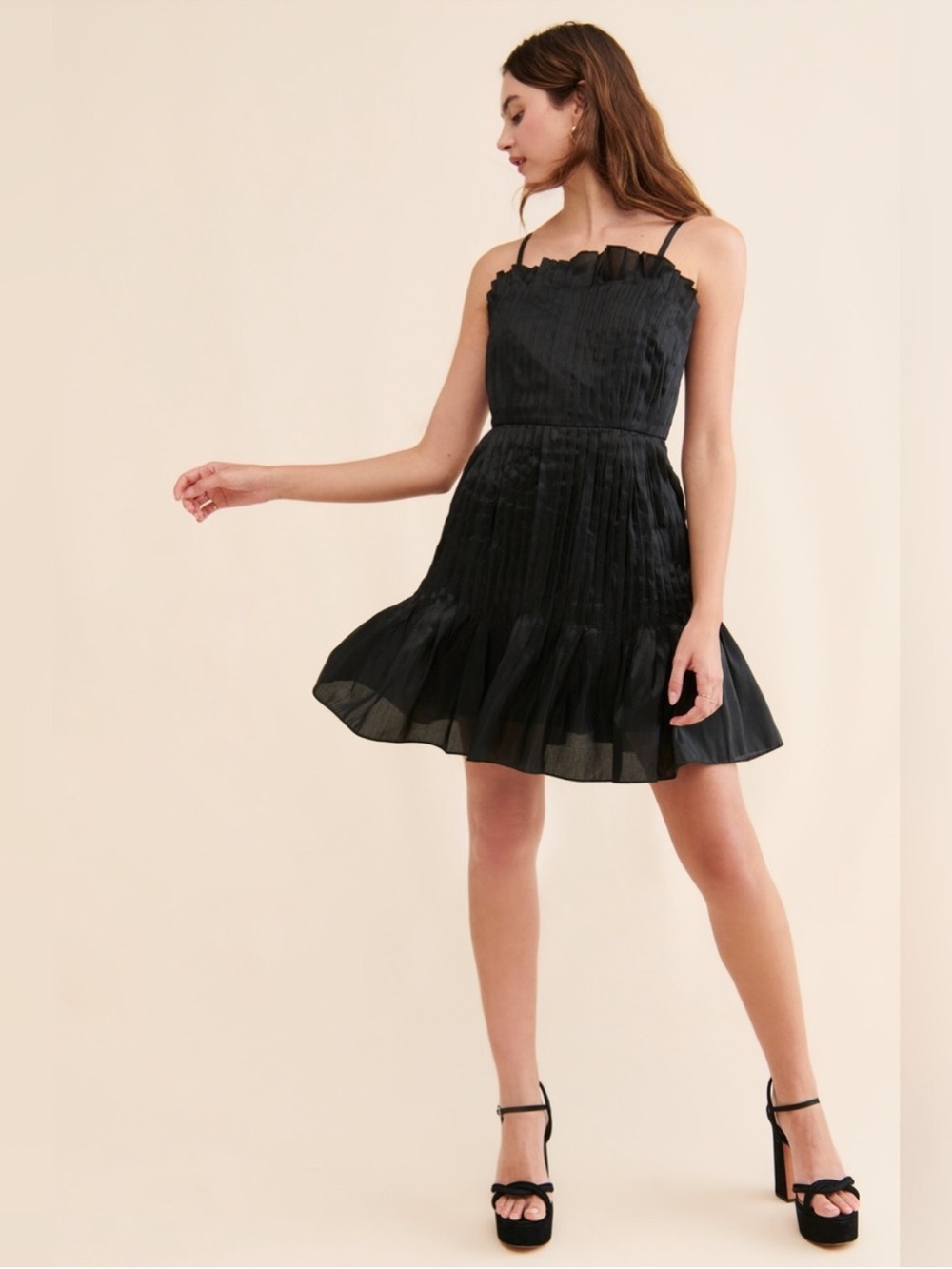 NWT Anthropologie Hutch Black Ruffle Hem Pleated Mini Dress 16